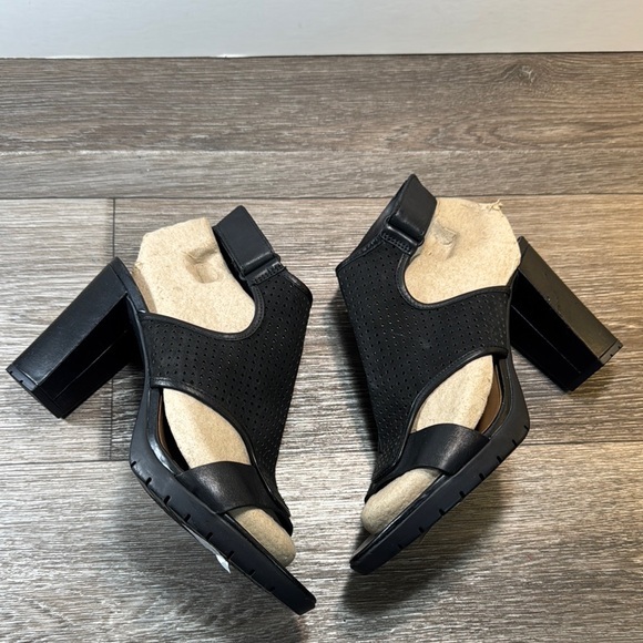 Clarks Shoes - Clarks Black Women's Heeled Sandals size 10 (b222)